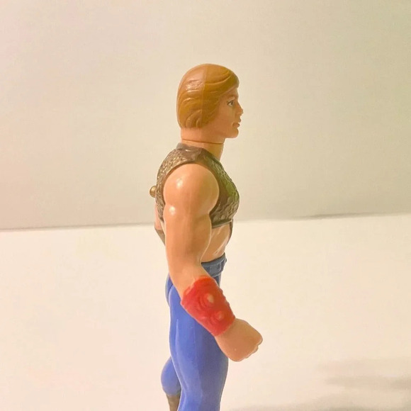 Vintage 1984 She  Ra Princess Power Bow Figure Mattel MOTU Shera Toy - Picture 11 of 12